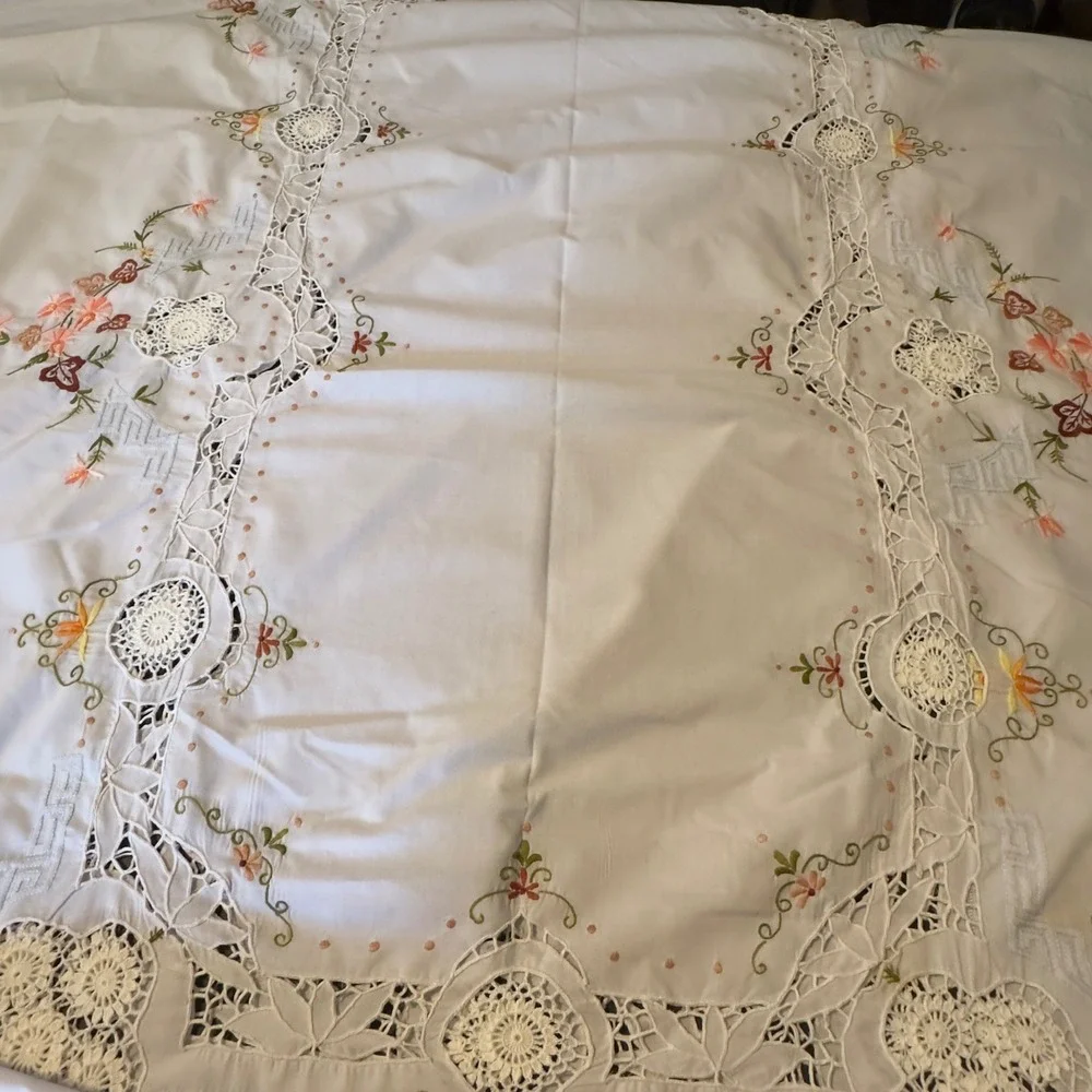 Vintage Tablecloth Floral Hand Embroidered Crochet Lace 116x66 Cottagecore